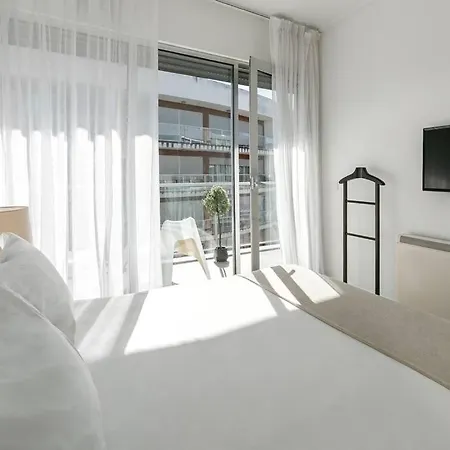 Metro Апартаменты *